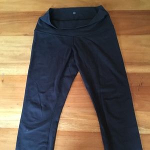 Lululemon Wunder Under high rise cropped leggings